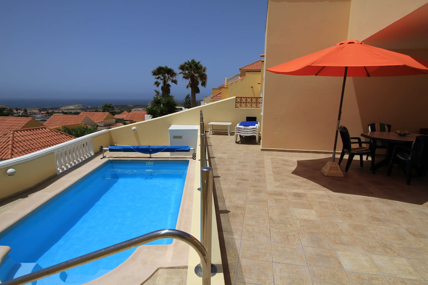 Private pool